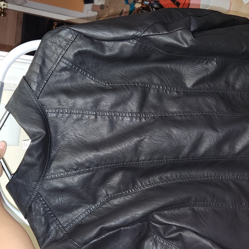 Jacket - Picture 4 of 4